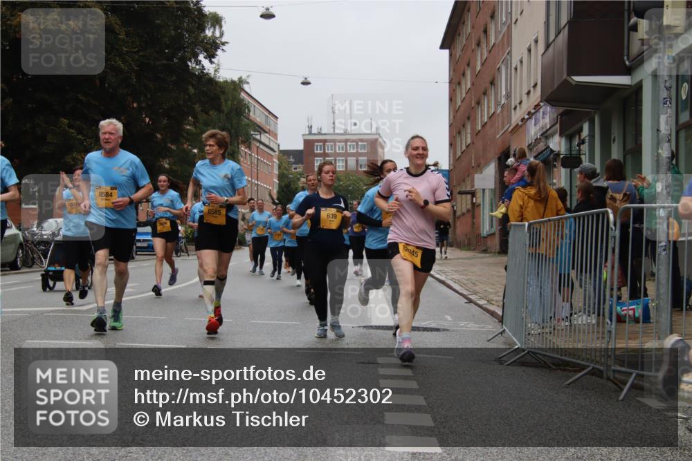 13.09.2026 - Kiel Lauf Markus Tischler http://msf.ph/oto/10452302 13.09.2026 09:49:13 Fleethörn 10074, 8584, 7606, 8585, 639, 12945 meine-sportfotos.de