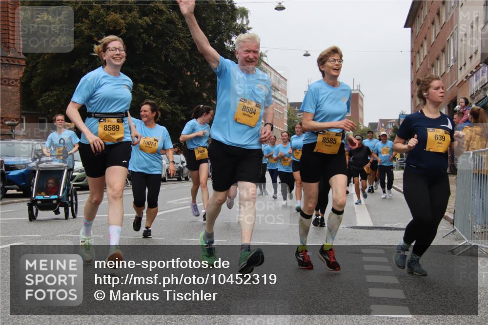 13.09.2026 - Kiel Lauf Markus Tischler http://msf.ph/oto/10452319 13.09.2026 09:49:15 Fleethörn 38, 8589, 10074, 7606, 38, 8584, 139, 38, 8585, 639 meine-sportfotos.de