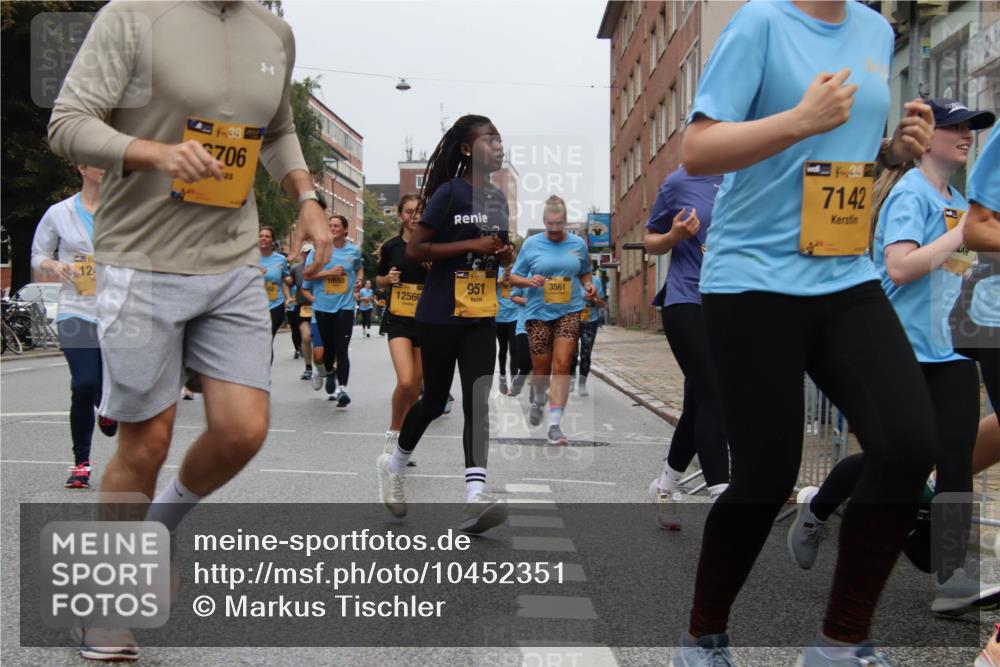 13.09.2026 - Kiel Lauf Markus Tischler http://msf.ph/oto/10452351 13.09.2026 09:49:24 Fleethörn 12, 38, 706, 12560, 951, 3561, 4, 38, 7142 meine-sportfotos.de