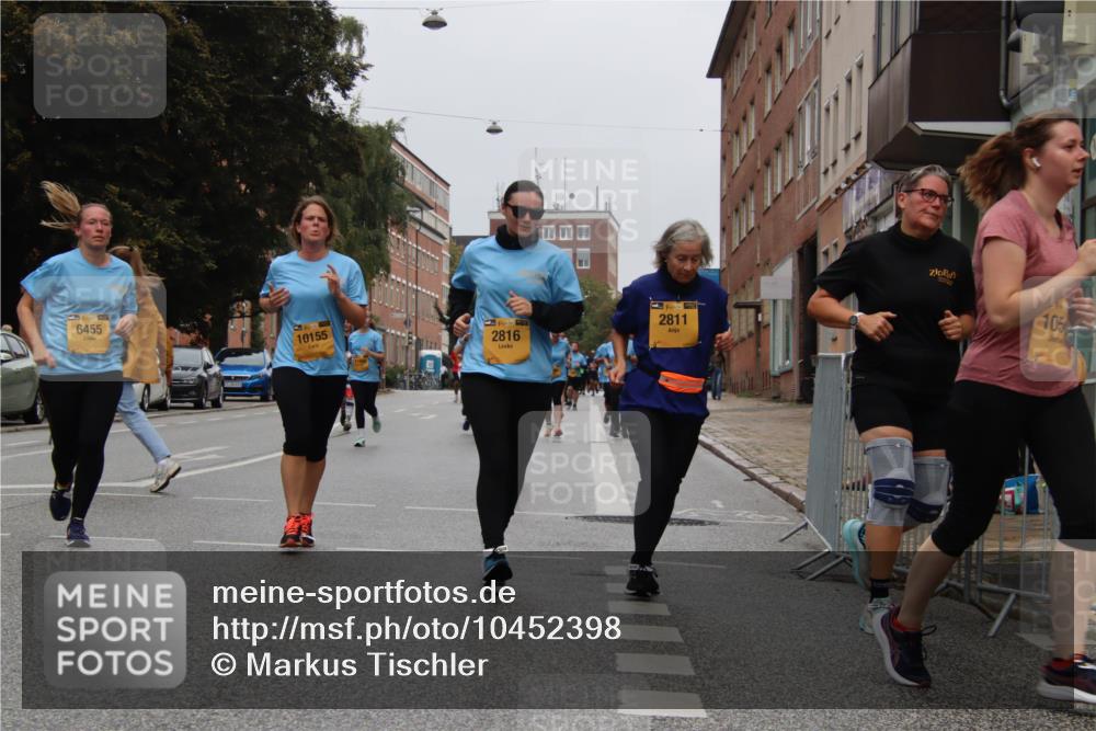 13.09.2026 - Kiel Lauf Markus Tischler http://msf.ph/oto/10452398 13.09.2026 09:49:36 Fleethörn 6455, 10155, 2816, 2811, 105 meine-sportfotos.de