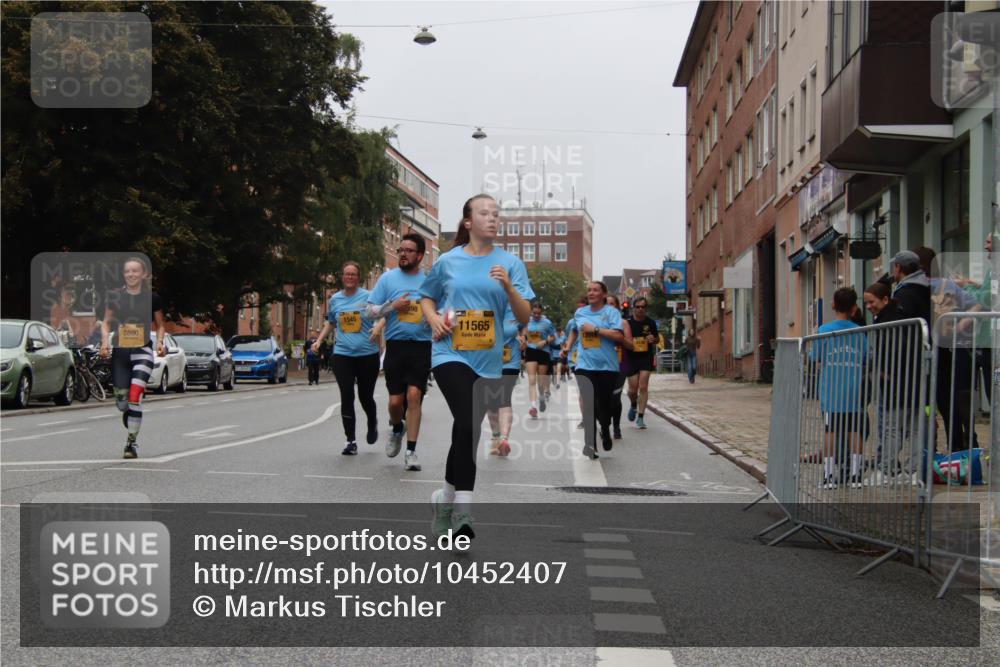 13.09.2026 - Kiel Lauf Markus Tischler http://msf.ph/oto/10452407 13.09.2026 09:49:41 Fleethörn 8890, 1545, 598, 39, 11565 meine-sportfotos.de
