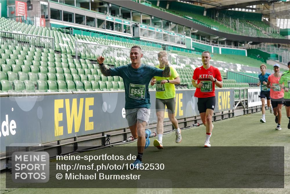 13.09.2026 - 21. swb-Marathon Bremen Michael Burmester http://msf.ph/oto/10452530 13.09.2026 12:50:51 Laufen im Stadion 335, 469, 663, 670, 771, 779, 1125, 1146, 1162, 1455, 1510, 1513, 1517, 1605, 1613, 1970, 1998, 2052, 2130, 2288, 2291, 2295, 2347, 2360, 2442, 2444, 2447, 2750, 2759, 2909, 3440, 3484, 3625, 3647, 3703, 3808, 3959, 4023, 4033, 4368, 4384, 4473, 4559, 4571, 4582, 4727, 4743, 4781, 4782, 4888, 4895, 5066, 5079, 5111, 5155, 5168, 5314, 5377, 5383, 5521, 5532, 5585, 5620, 5627, 5636, 5696, 6267, 6274, 6471, 6652, 6668, 6901, 6906, 7109, 7115, 7121, 8033, 8798 meine-sportfotos.de