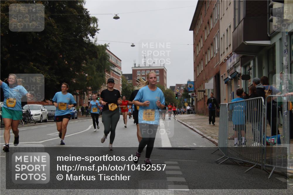 13.09.2026 - Kiel Lauf Markus Tischler http://msf.ph/oto/10452557 13.09.2026 09:50:20 Fleethörn 3089, 5445, 8115, 6363 meine-sportfotos.de