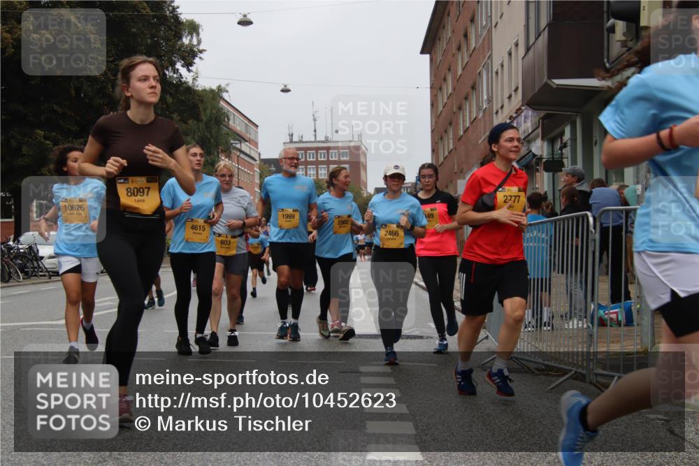 13.09.2026 - Kiel Lauf Markus Tischler http://msf.ph/oto/10452623 13.09.2026 09:50:39 Fleethörn 10626, 14, 39, 8097, 4615, 803, 11047, 1999, 2002, 2466, 149, 39, 2777 meine-sportfotos.de