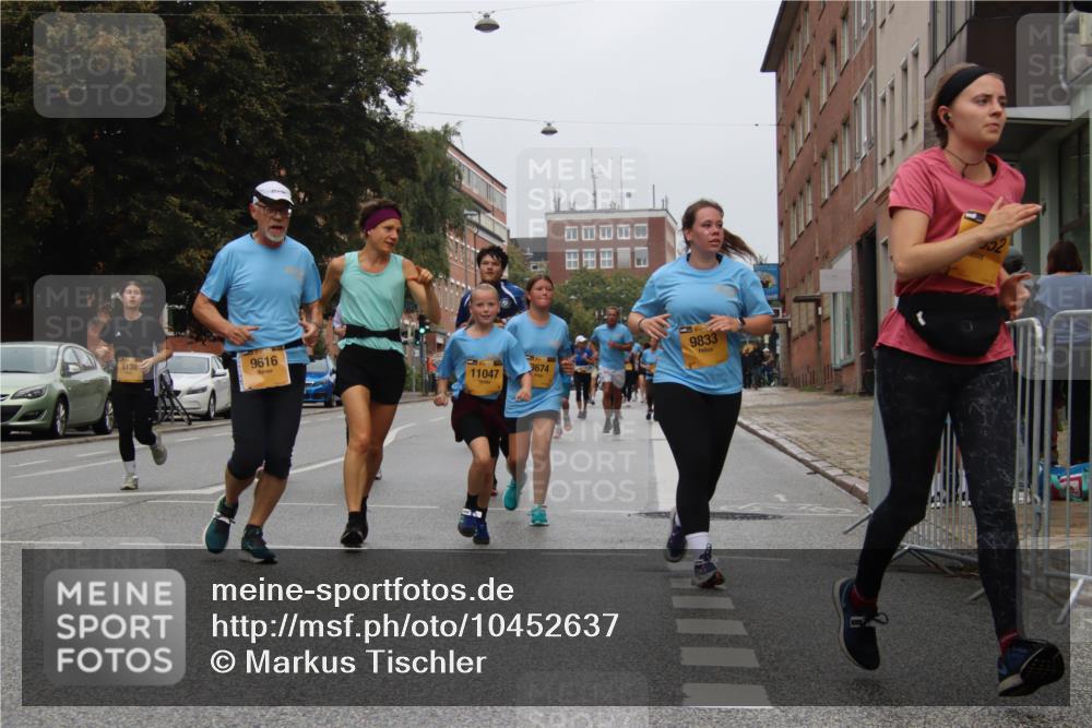 13.09.2026 - Kiel Lauf Markus Tischler http://msf.ph/oto/10452637 13.09.2026 09:50:44 Fleethörn 6138, 9616, 11047, 3674, 9833 meine-sportfotos.de