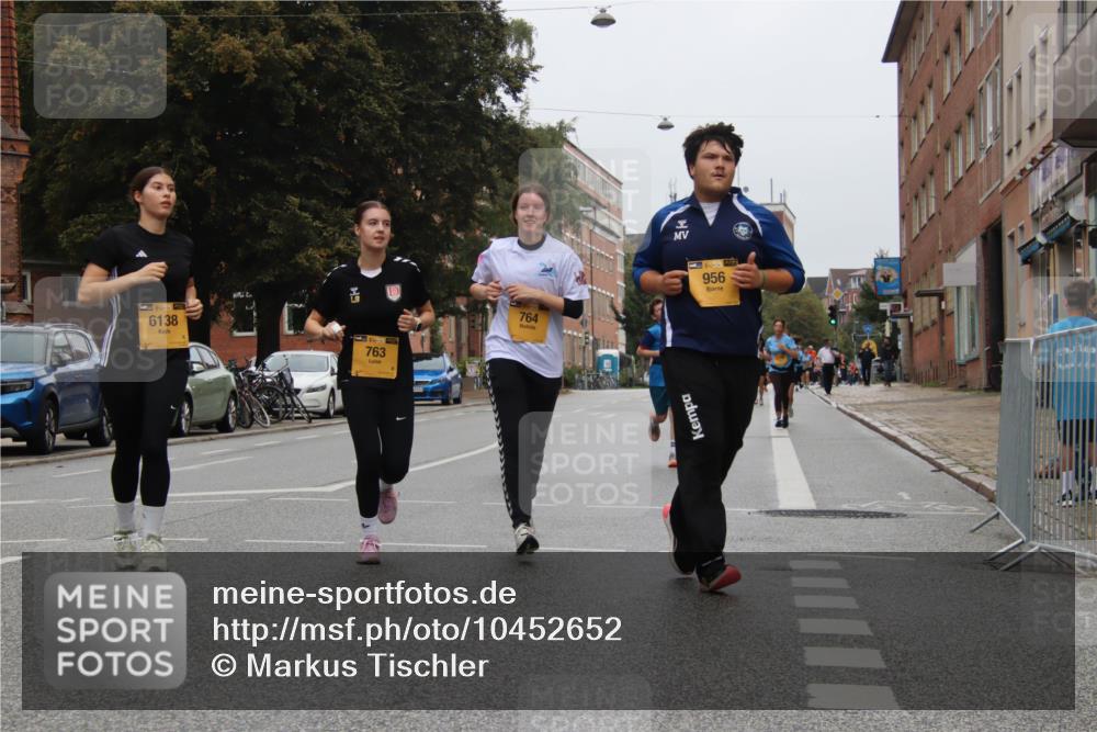 13.09.2026 - Kiel Lauf Markus Tischler http://msf.ph/oto/10452652 13.09.2026 09:50:47 Fleethörn 6138, 763, 764, 39, 956 meine-sportfotos.de