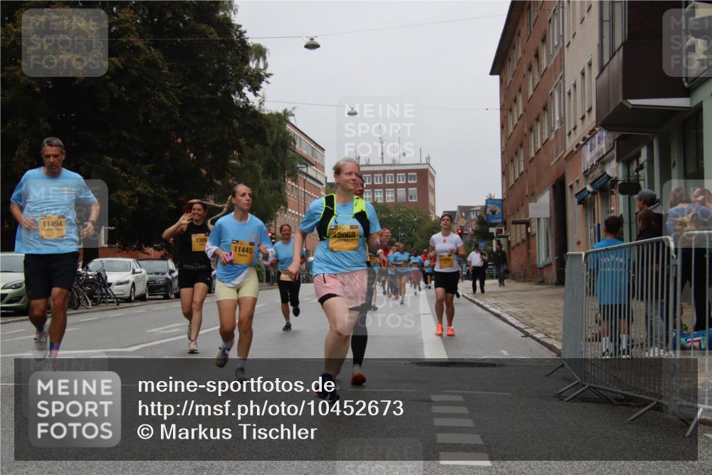 13.09.2026 - Kiel Lauf Markus Tischler http://msf.ph/oto/10452673 13.09.2026 09:51:03 Fleethörn 11494, 1309, 11445, 2068, 11832 meine-sportfotos.de