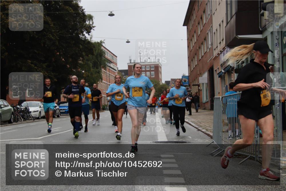13.09.2026 - Kiel Lauf Markus Tischler http://msf.ph/oto/10452692 13.09.2026 09:51:11 Fleethörn 940, 6188, 3476, 4230, 8992 meine-sportfotos.de