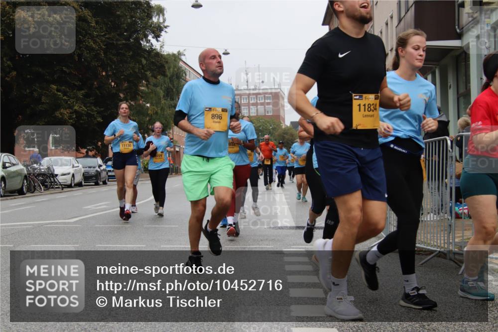 13.09.2026 - Kiel Lauf Markus Tischler http://msf.ph/oto/10452716 13.09.2026 09:51:19 Fleethörn 11130, 8729, 39, 896, 1, 39, 11834 meine-sportfotos.de
