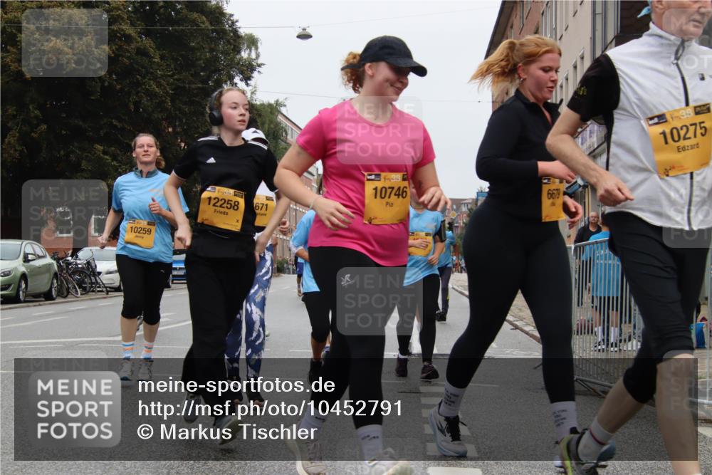 13.09.2026 - Kiel Lauf Markus Tischler http://msf.ph/oto/10452791 13.09.2026 09:51:43 Fleethörn 10259, 39, 12258, 671, 38, 10746, 6679, 39, 10275 meine-sportfotos.de