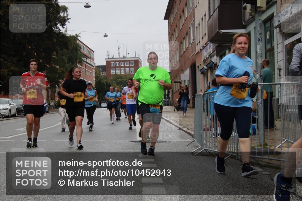 13.09.2026 - Kiel Lauf Markus Tischler http://msf.ph/oto/10452943 13.09.2026 09:52:36 Fleethörn 2948, 4144, 19, 10929, 11700, 11872 meine-sportfotos.de