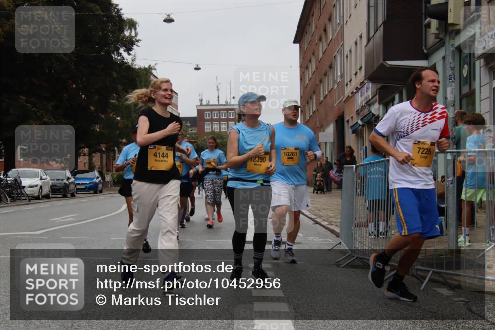 13.09.2026 - Kiel Lauf Markus Tischler http://msf.ph/oto/10452956 13.09.2026 09:52:41 Fleethörn 1, 391, 4144, 7226, 12390, 4, 392, 10261, 88 meine-sportfotos.de