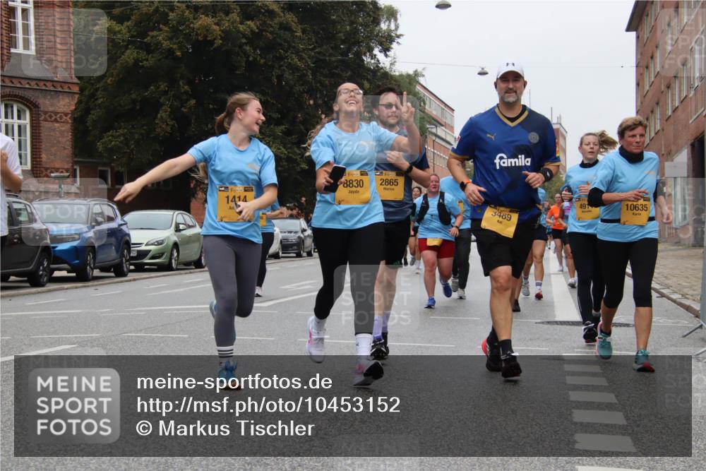 13.09.2026 - Kiel Lauf Markus Tischler http://msf.ph/oto/10453152 13.09.2026 09:53:38 Fleethörn 1414, 38, 8830, 1, 38, 2865, 3489, 491, 10635 meine-sportfotos.de