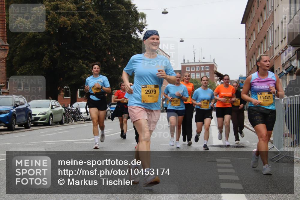 13.09.2026 - Kiel Lauf Markus Tischler http://msf.ph/oto/10453174 13.09.2026 09:53:46 Fleethörn 615, 48, 2979, 7127, 3283, 955, 38, 11421 meine-sportfotos.de