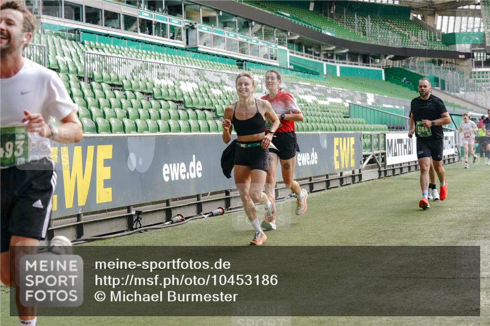 13.09.2026 - 21. swb-Marathon Bremen Michael Burmester http://msf.ph/oto/10453186 13.09.2026 12:51:22 Laufen im Stadion 235, 335, 469, 734, 771, 863, 1043, 1125, 1146, 1162, 1455, 1492, 1510, 1513, 1613, 1955, 1970, 1998, 2008, 2130, 2291, 2295, 2360, 2442, 2444, 2447, 2759, 2847, 3440, 3484, 3566, 3647, 3703, 3808, 3899, 3959, 4023, 4165, 4368, 4429, 4473, 4559, 4571, 4573, 4582, 4727, 4781, 4782, 4888, 4895, 5066, 5079, 5152, 5155, 5168, 5314, 5377, 5379, 5383, 5521, 5532, 5620, 5627, 5636, 5696, 6267, 6274, 6471, 6668, 6901, 7121, 8033, 8798 meine-sportfotos.de