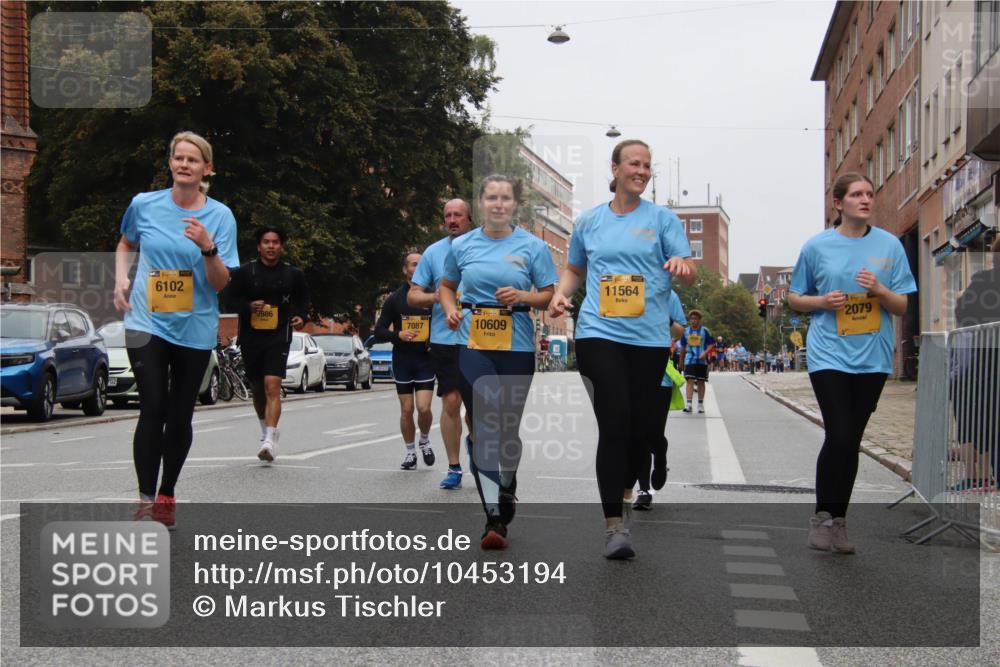 13.09.2026 - Kiel Lauf Markus Tischler http://msf.ph/oto/10453194 13.09.2026 09:53:54 Fleethörn 139, 6102, 5986, 7087, 10609, 11564, 1, 39, 2079 meine-sportfotos.de