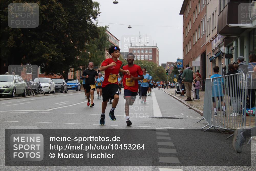 13.09.2026 - Kiel Lauf Markus Tischler http://msf.ph/oto/10453264 13.09.2026 09:54:37 Fleethörn 9741, 10424, 6986 meine-sportfotos.de