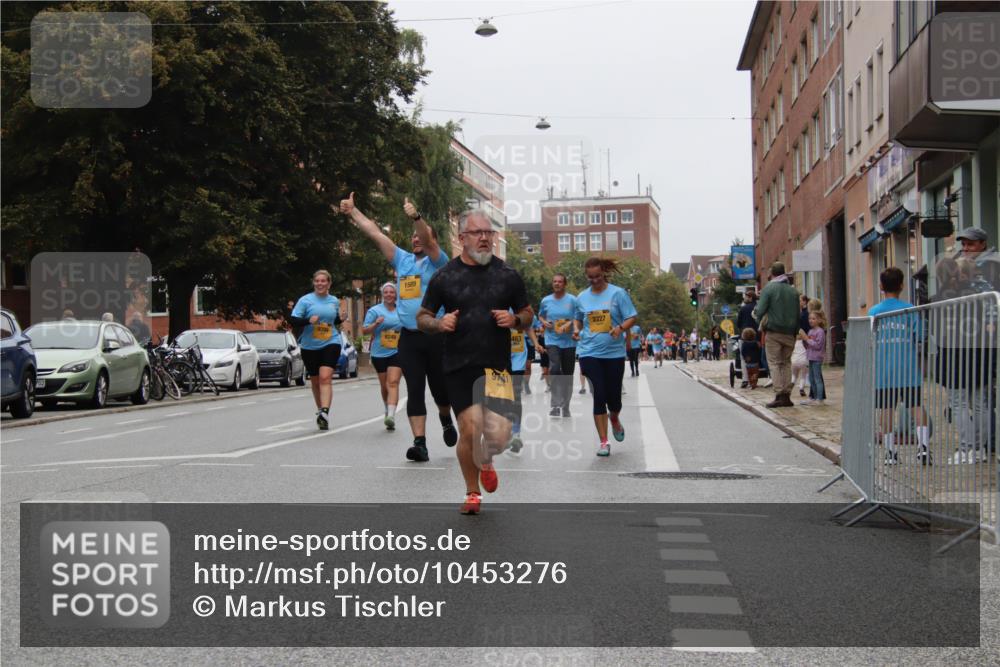13.09.2026 - Kiel Lauf Markus Tischler http://msf.ph/oto/10453276 13.09.2026 09:54:41 Fleethörn 8248, 1589, 9741, 2227 meine-sportfotos.de