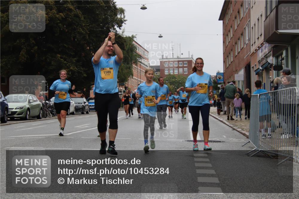 13.09.2026 - Kiel Lauf Markus Tischler http://msf.ph/oto/10453284 13.09.2026 09:54:43 Fleethörn 9399, 1589, 12463, 2227 meine-sportfotos.de