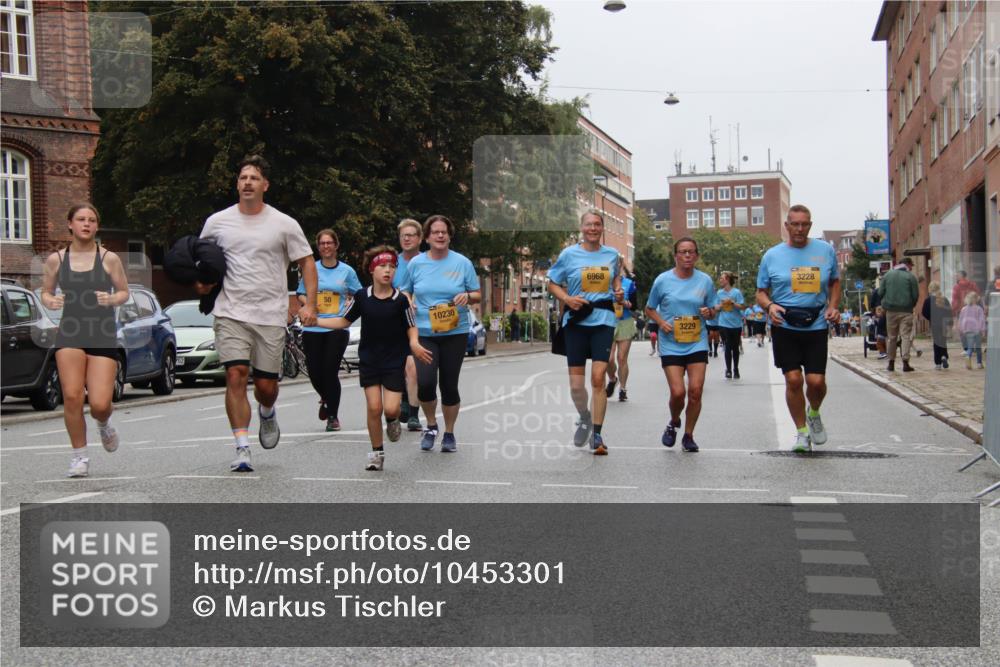 13.09.2026 - Kiel Lauf Markus Tischler http://msf.ph/oto/10453301 13.09.2026 09:54:52 Fleethörn 10230, 6968, 3229, 3228 meine-sportfotos.de