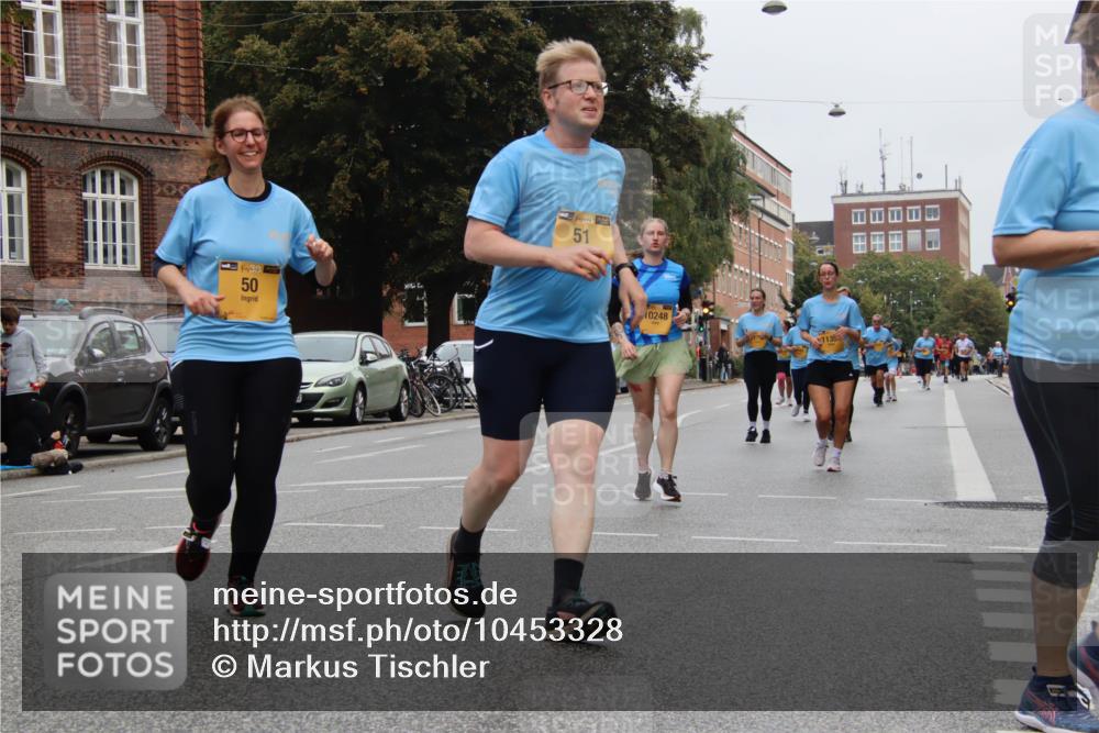 13.09.2026 - Kiel Lauf Markus Tischler http://msf.ph/oto/10453328 13.09.2026 09:54:57 Fleethörn 38, 50, 39, 51, 10248, 1135 meine-sportfotos.de