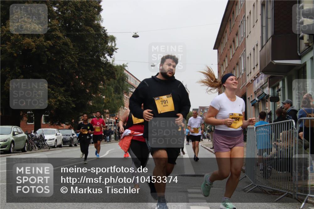 13.09.2026 - Kiel Lauf Markus Tischler http://msf.ph/oto/10453374 13.09.2026 09:55:26 Fleethörn 12736, 791, 8113, 5654 meine-sportfotos.de