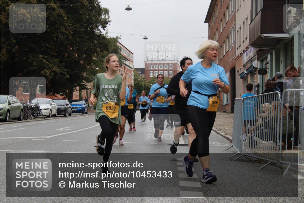 13.09.2026 - Kiel Lauf Markus Tischler http://msf.ph/oto/10453433 13.09.2026 09:55:50 Fleethörn 8832, 195, 12507, 2406 meine-sportfotos.de