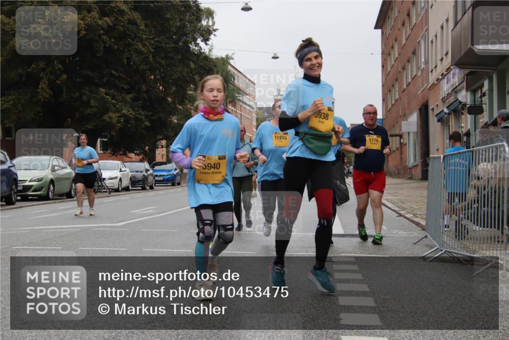 13.09.2026 - Kiel Lauf Markus Tischler http://msf.ph/oto/10453475 13.09.2026 09:56:03 Fleethörn 38, 5940, 11245, 938, 5776 meine-sportfotos.de