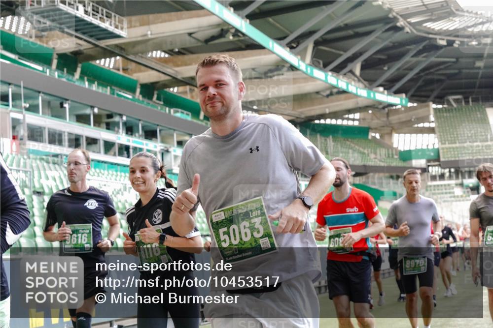 13.09.2026 - 21. swb-Marathon Bremen Michael Burmester http://msf.ph/oto/10453517 13.09.2026 13:10:23 Laufen im Stadion 164, 373, 383, 391, 448, 532, 549, 563, 581, 625, 813, 869, 898, 984, 1072, 1150, 1180, 1738, 1855, 1867, 1880, 1894, 1967, 2202, 2208, 2232, 2243, 2268, 2284, 2330, 2333, 2339, 2342, 2429, 2432, 2441, 2443, 2471, 2525, 2530, 2531, 2553, 2573, 2589, 2594, 2654, 2682, 2714, 2717, 2784, 2785, 2819, 2836, 2920, 2931, 2932, 2941, 3026, 3032, 3063, 3086, 3089, 3122, 3174, 3207, 3208, 3291, 3316, 3327, 3333, 3370, 3398, 3409, 3410, 3437, 3470, 3549, 3707, 3769, 109 meine-sportfotos.de