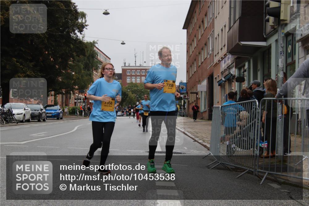 13.09.2026 - Kiel Lauf Markus Tischler http://msf.ph/oto/10453538 13.09.2026 09:56:36 Fleethörn 7358, 11, 39, 7359 meine-sportfotos.de
