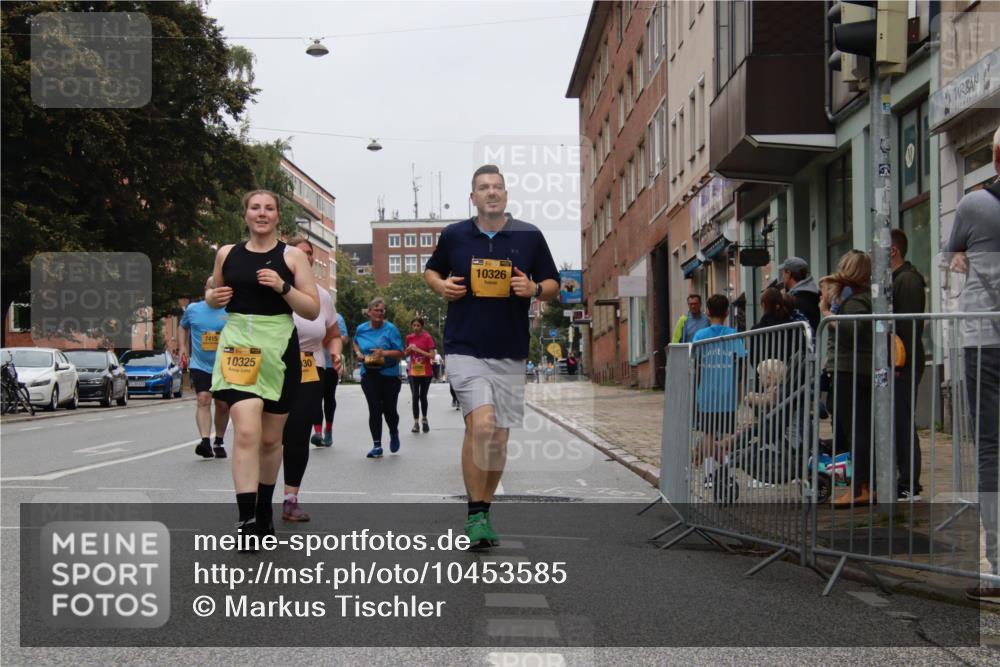 13.09.2026 - Kiel Lauf Markus Tischler http://msf.ph/oto/10453585 13.09.2026 09:57:11 Fleethörn 7415, 10325, 30, 10326 meine-sportfotos.de