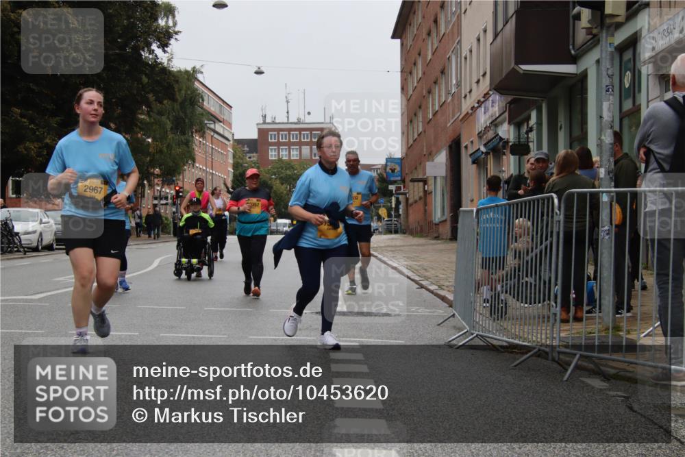 13.09.2026 - Kiel Lauf Markus Tischler http://msf.ph/oto/10453620 13.09.2026 09:57:54 Fleethörn 2967, 9357, 332 meine-sportfotos.de