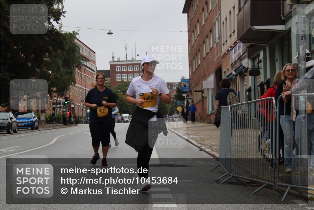 13.09.2026 - Kiel Lauf Markus Tischler http://msf.ph/oto/10453684 13.09.2026 09:58:47 Fleethörn 6137, 38, 1566 meine-sportfotos.de