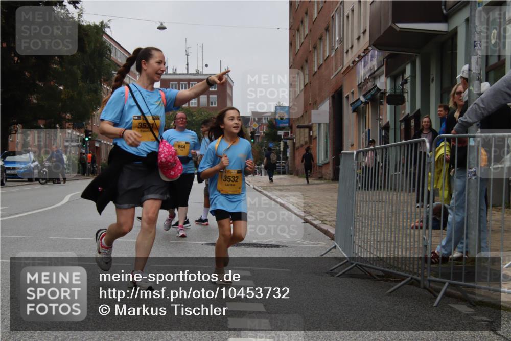 13.09.2026 - Kiel Lauf Markus Tischler http://msf.ph/oto/10453732 13.09.2026 09:59:51 Fleethörn 3531, 844, 38, 3532 meine-sportfotos.de