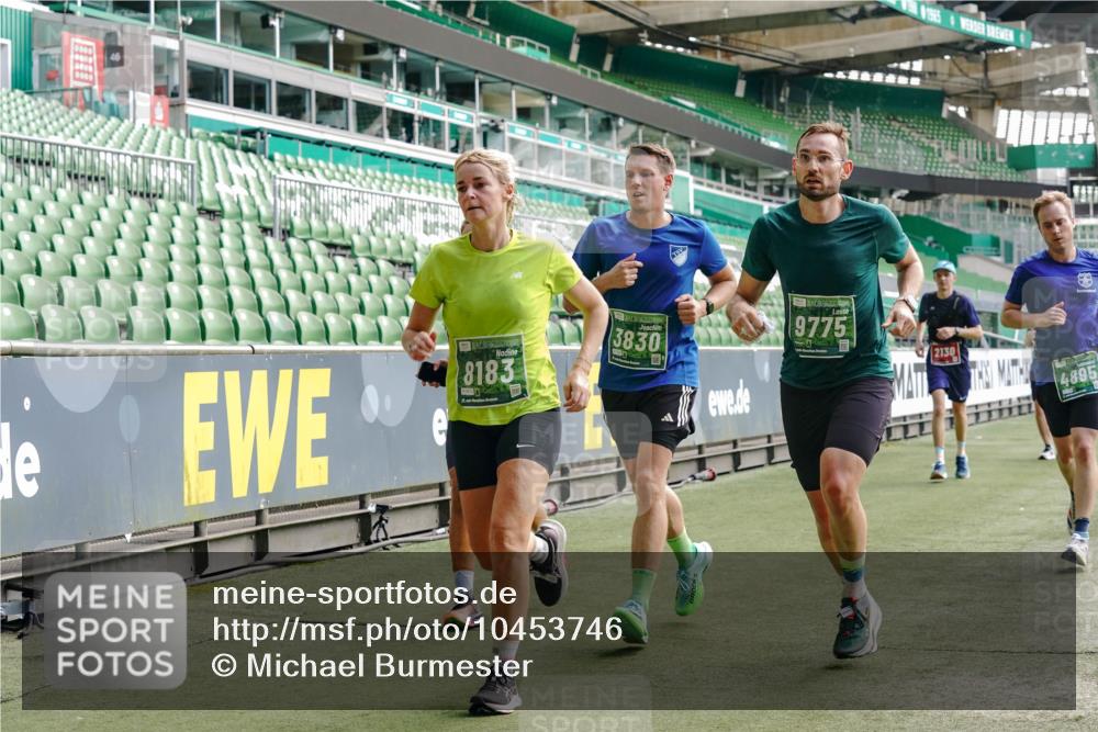 13.09.2026 - 21. swb-Marathon Bremen Michael Burmester http://msf.ph/oto/10453746 13.09.2026 12:51:40 Laufen im Stadion 107, 235, 335, 683, 734, 771, 863, 1043, 1125, 1146, 1162, 1232, 1455, 1492, 1510, 1513, 1613, 1955, 1970, 1998, 2008, 2130, 2295, 2442, 2444, 2447, 2498, 2759, 2767, 2847, 3085, 3336, 3440, 3448, 3484, 3566, 3647, 3703, 3808, 3830, 3899, 3959, 3988, 4023, 4165, 4283, 4368, 4429, 4473, 4475, 4559, 4571, 4573, 4582, 4727, 4781, 4782, 4888, 4895, 5066, 5079, 5152, 5155, 5168, 5314, 5379, 5521, 5532, 5620, 5627, 5636, 5696, 6267, 6274, 6471, 6668, 6901, 8033, 8798 meine-sportfotos.de