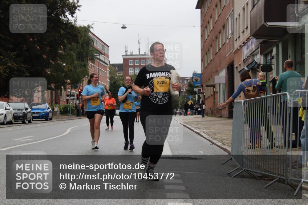 13.09.2026 - Kiel Lauf Markus Tischler http://msf.ph/oto/10453772 13.09.2026 10:00:38 Fleethörn 611, 38, 2288, 8297, 4673 meine-sportfotos.de