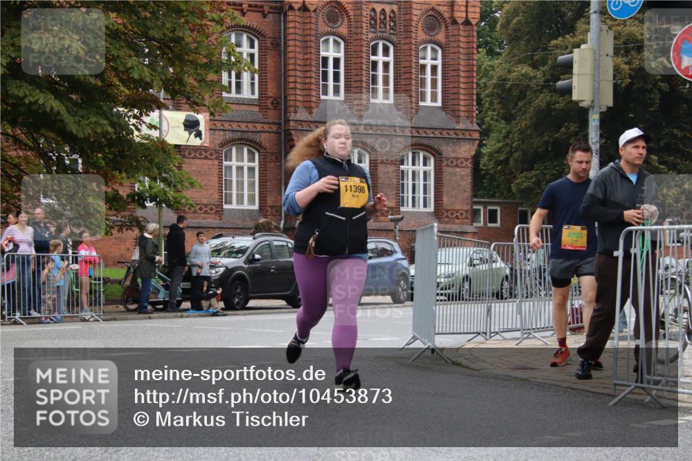 13.09.2026 - Kiel Lauf Markus Tischler http://msf.ph/oto/10453873 13.09.2026 10:04:06 Fleethörn 4444, 11398, 31, 4993 meine-sportfotos.de