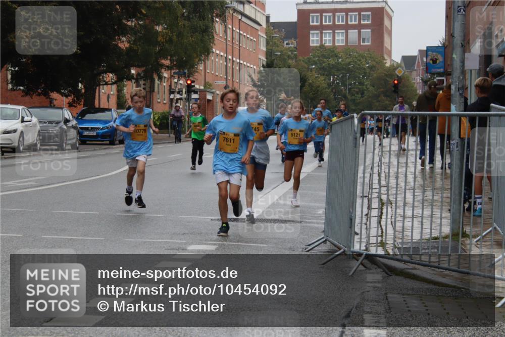 13.09.2026 - Kiel Lauf Markus Tischler http://msf.ph/oto/10454092 13.09.2026 08:52:21 Fleethörn 0779, 611, 7611, 745, 5121 meine-sportfotos.de