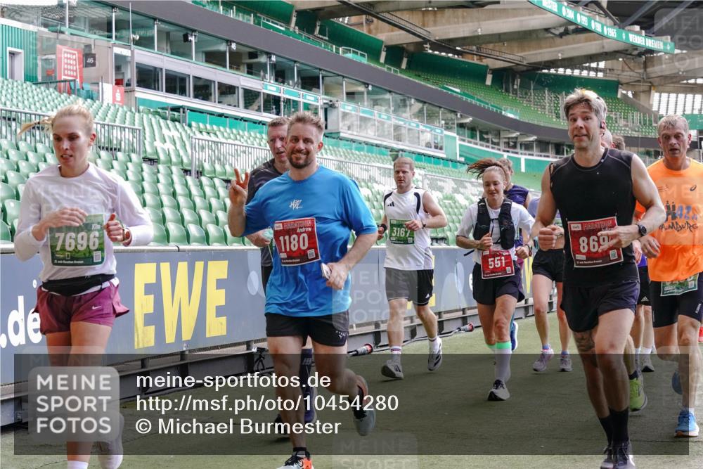 13.09.2026 - 21. swb-Marathon Bremen Michael Burmester http://msf.ph/oto/10454280 13.09.2026 13:10:36 Laufen im Stadion 164, 265, 373, 383, 391, 448, 532, 563, 581, 813, 869, 898, 984, 1072, 1180, 1738, 1855, 1867, 1894, 1967, 2202, 2208, 2232, 2268, 2284, 2299, 2330, 2333, 2339, 2342, 2432, 2443, 2471, 2525, 2530, 2531, 2553, 2573, 2589, 2594, 2654, 2669, 2682, 2714, 2717, 2784, 2785, 2819, 2836, 2920, 2931, 2932, 3026, 3032, 3063, 3086, 3089, 3122, 3159, 3174, 3207, 3208, 3291, 3316, 3333, 3352, 3370, 3398, 3409, 3410, 3437, 3470, 3549, 3707, 3769, 109 meine-sportfotos.de