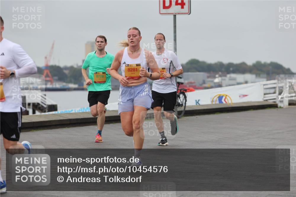 13.09.2026 - Kiel Lauf Andreas Tolksdorf http://msf.ph/oto/10454576 13.09.2026 11:54:39 Kiellinie 8728, 48, 8281 meine-sportfotos.de