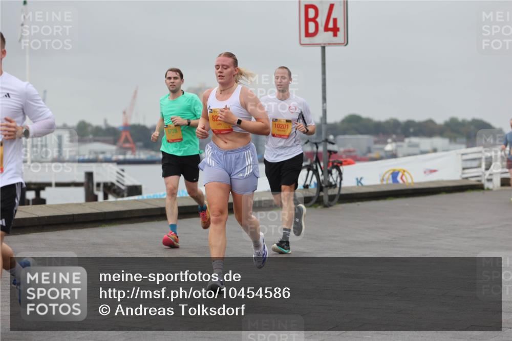 13.09.2026 - Kiel Lauf Andreas Tolksdorf http://msf.ph/oto/10454586 13.09.2026 11:54:40 Kiellinie 8728, 82, 10201, 4 meine-sportfotos.de
