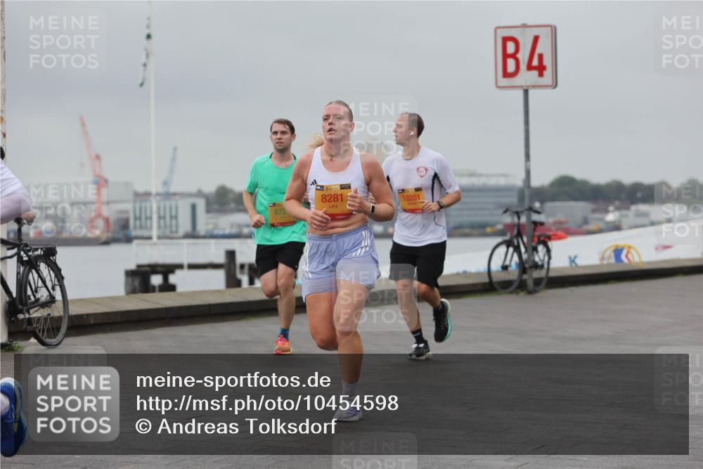 13.09.2026 - Kiel Lauf Andreas Tolksdorf http://msf.ph/oto/10454598 13.09.2026 11:54:40 Kiellinie 872, 38, 8281, 10201, 4 meine-sportfotos.de