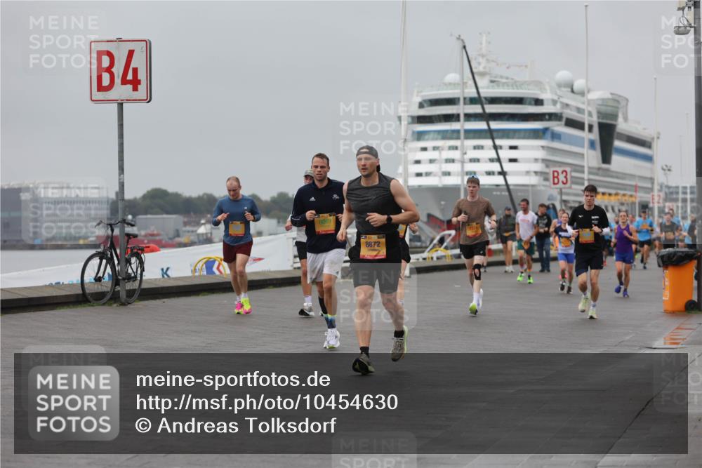 13.09.2026 - Kiel Lauf Andreas Tolksdorf http://msf.ph/oto/10454630 13.09.2026 11:54:43 Kiellinie 4, 8007, 8872, 3 meine-sportfotos.de