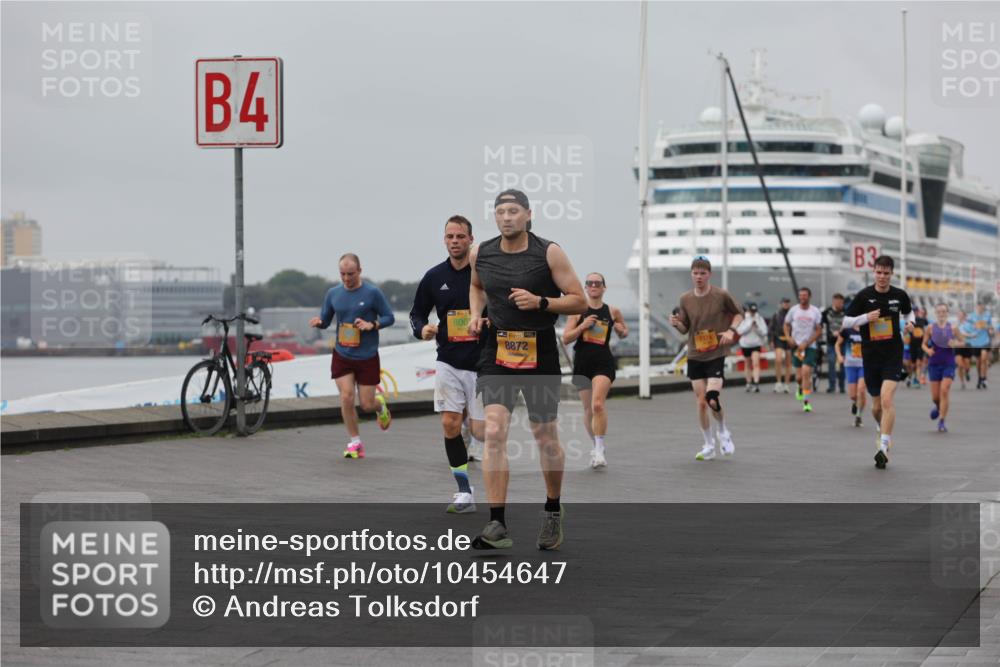 13.09.2026 - Kiel Lauf Andreas Tolksdorf http://msf.ph/oto/10454647 13.09.2026 11:54:43 Kiellinie 4, 800, 39, 8872, 3 meine-sportfotos.de