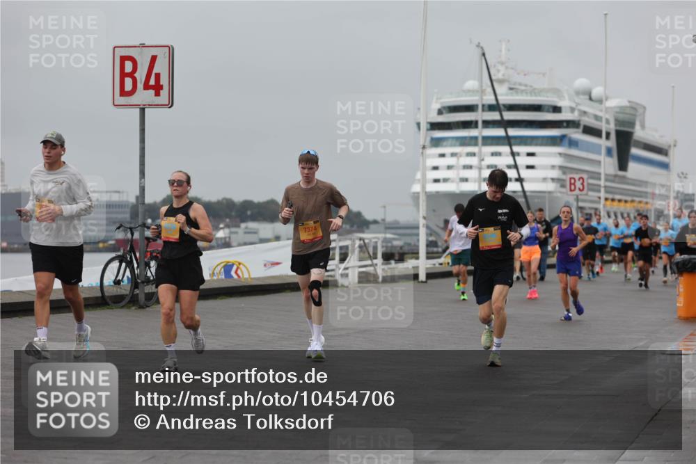 13.09.2026 - Kiel Lauf Andreas Tolksdorf http://msf.ph/oto/10454706 13.09.2026 11:54:46 Kiellinie 25, 4, 7374, 3 meine-sportfotos.de
