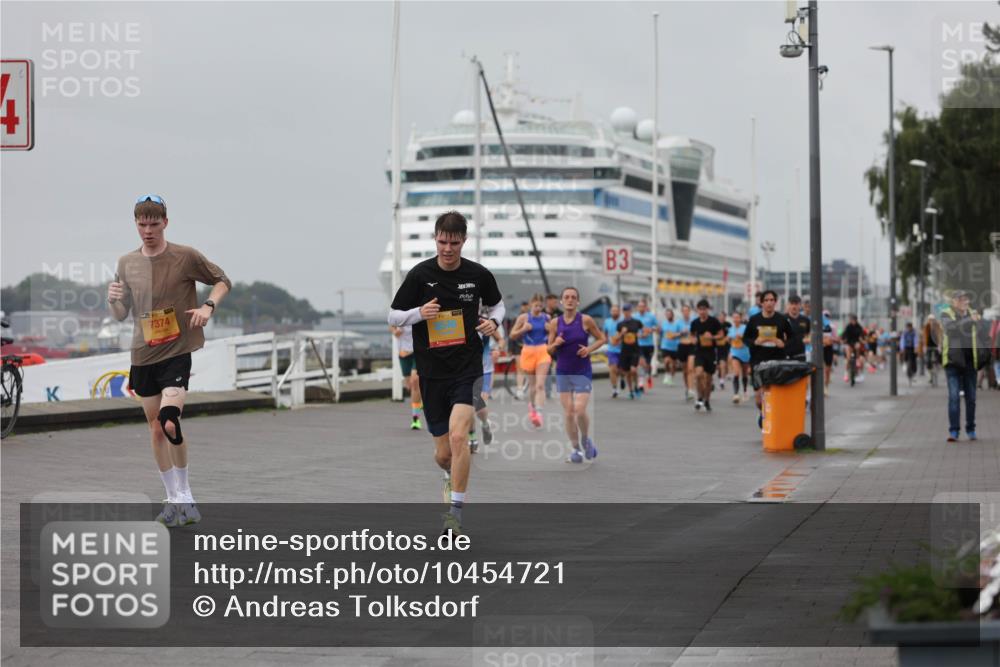 13.09.2026 - Kiel Lauf Andreas Tolksdorf http://msf.ph/oto/10454721 13.09.2026 11:54:47 Kiellinie 4, 7374, 3 meine-sportfotos.de