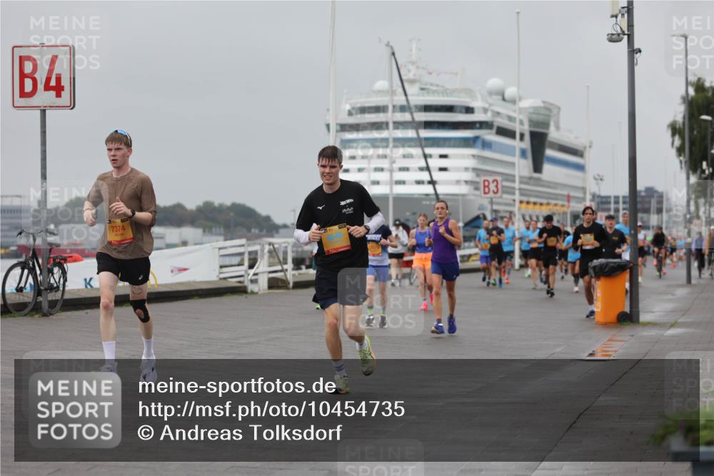 13.09.2026 - Kiel Lauf Andreas Tolksdorf http://msf.ph/oto/10454735 13.09.2026 11:54:47 Kiellinie 4, 7374, 3 meine-sportfotos.de