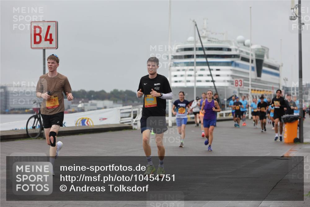 13.09.2026 - Kiel Lauf Andreas Tolksdorf http://msf.ph/oto/10454751 13.09.2026 11:54:48 Kiellinie 4, 7374, 38, 3 meine-sportfotos.de