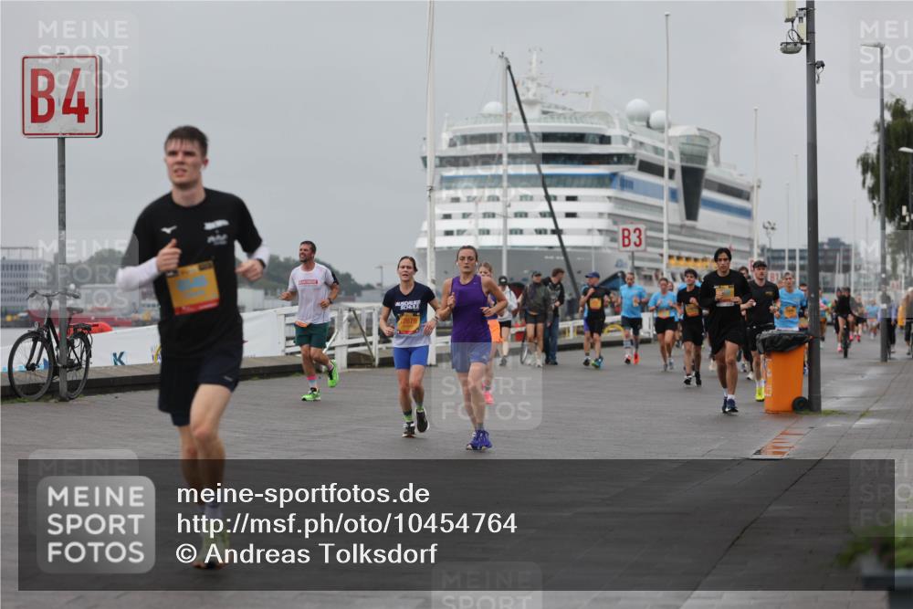 13.09.2026 - Kiel Lauf Andreas Tolksdorf http://msf.ph/oto/10454764 13.09.2026 11:54:49 Kiellinie 4, 20, 3 meine-sportfotos.de