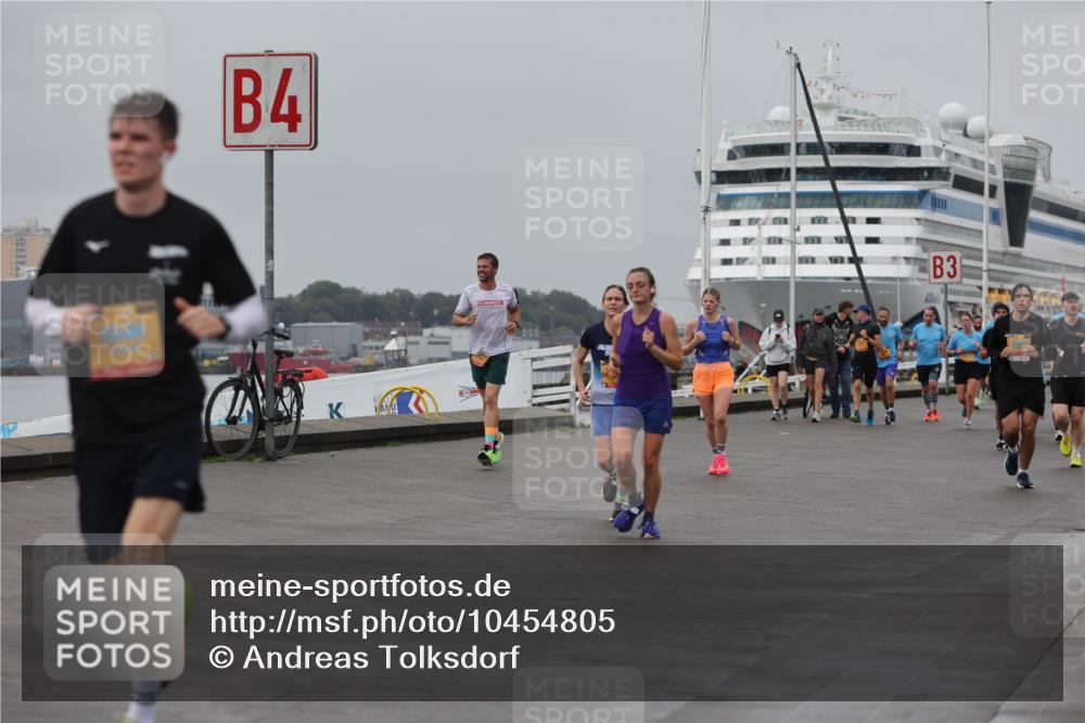 13.09.2026 - Kiel Lauf Andreas Tolksdorf http://msf.ph/oto/10454805 13.09.2026 11:54:50 Kiellinie 4, 3 meine-sportfotos.de